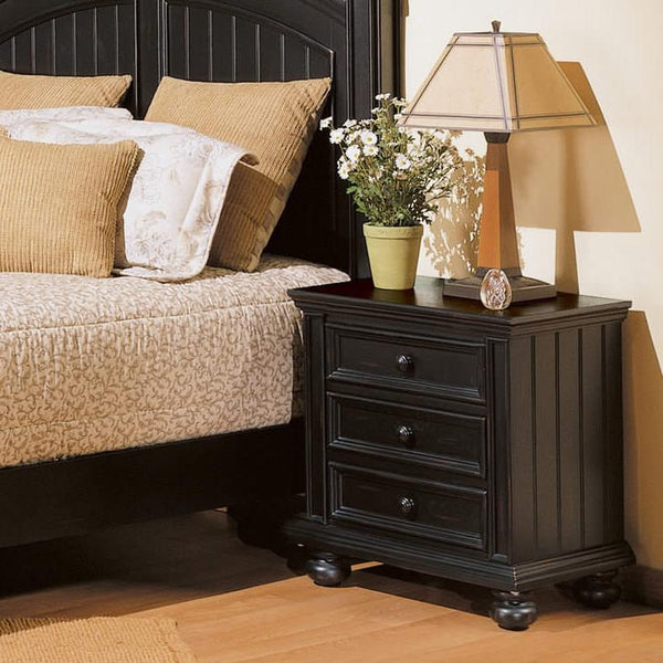 Winners Only Farmhouse Bay 3-Drawer Nightstand BR-B1005N-E IMAGE 1