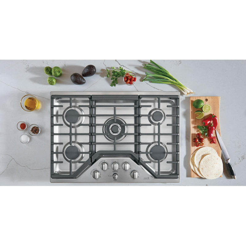 Café 30-inch Built-In Gas Cooktop CGP95302MS1 IMAGE 3