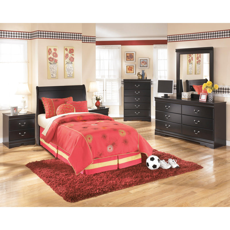 Signature Design by Ashley Huey Vineyard 6-Drawer Dresser with Mirror B128-31/B128-36 IMAGE 9