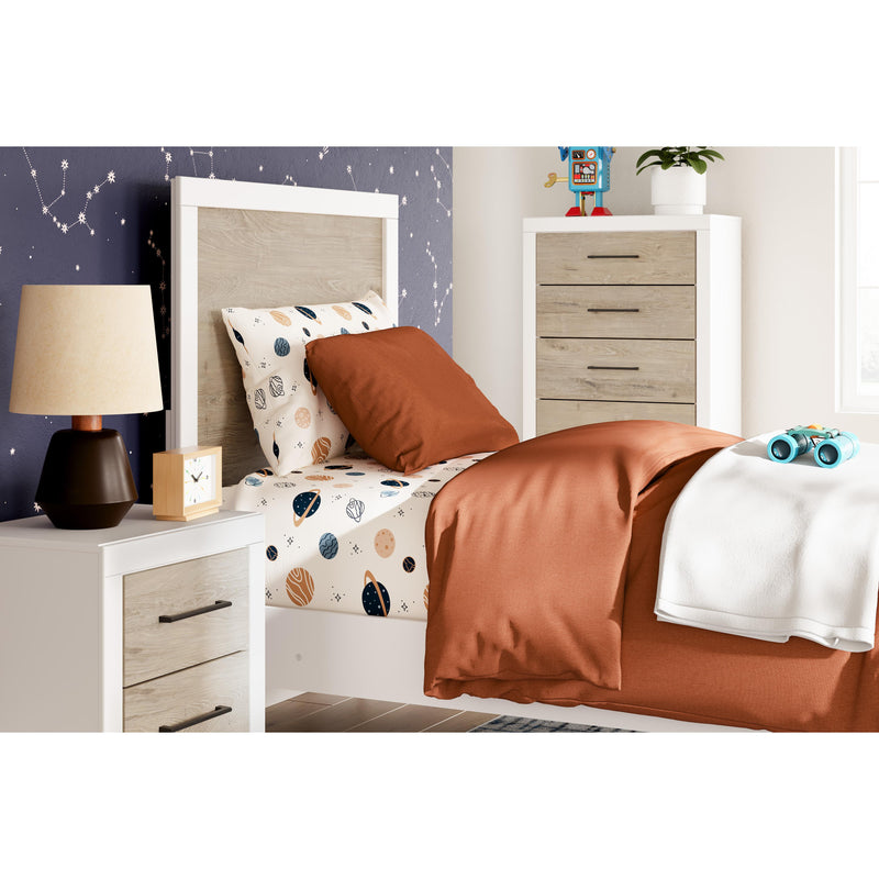 Signature Design by Ashley Charbitt Bed B2035-53/B2035-83 IMAGE 8