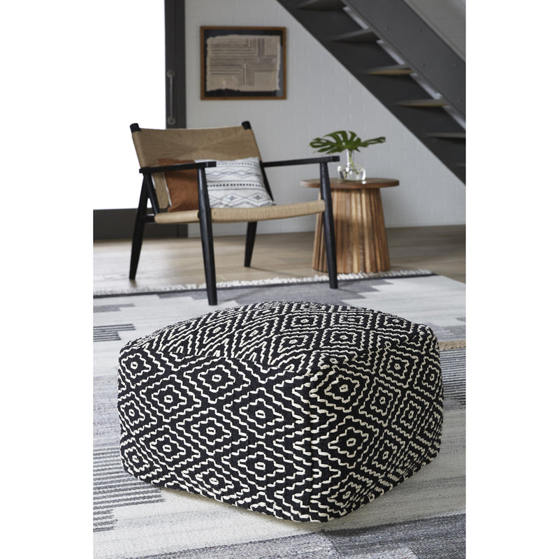 Signature Design by Ashley Home Decor Poufs A1001058 IMAGE 4