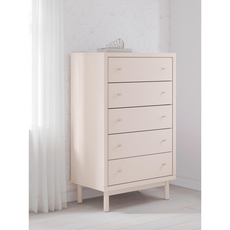 Signature Design by Ashley Wistenpine 5-Drawer Chest B1323-245 IMAGE 7